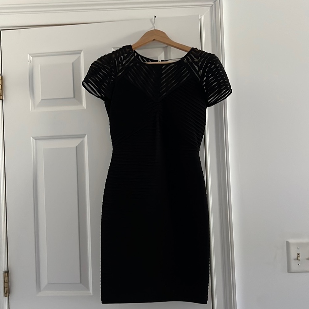 Calvin Klein 6P black dress perfect for the holidays